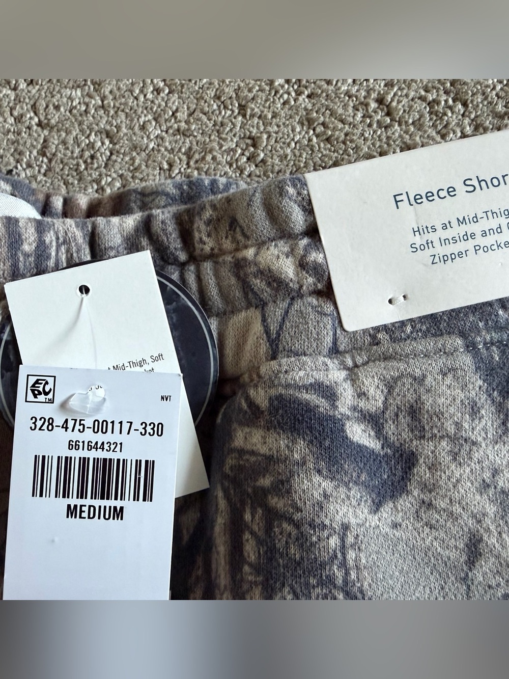 Hollister Men's Camo Print Drawstring Shorts - Picture 4 of 4